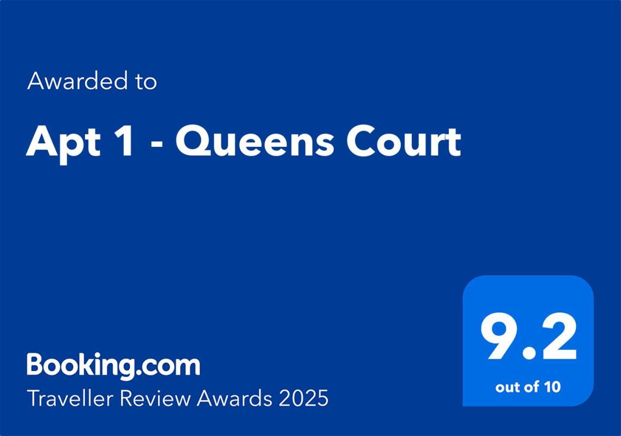 Apt 1 - Queens Court Скарборо Экстерьер фото